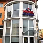 Global Hotel