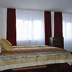 Global Hotel