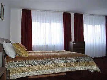 Global Hotel